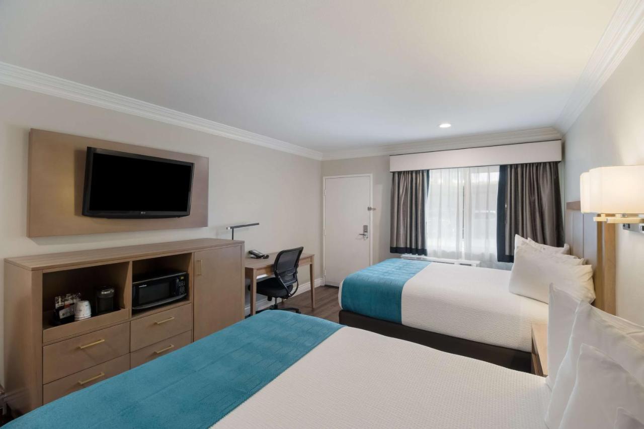 Western Woodland Hills 3* Los Angeles