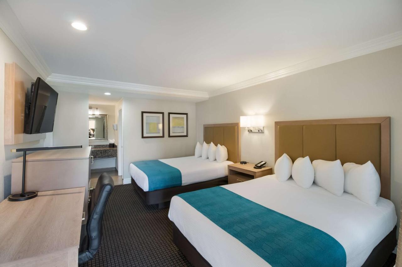 Western Woodland Hills 3* Los Angeles