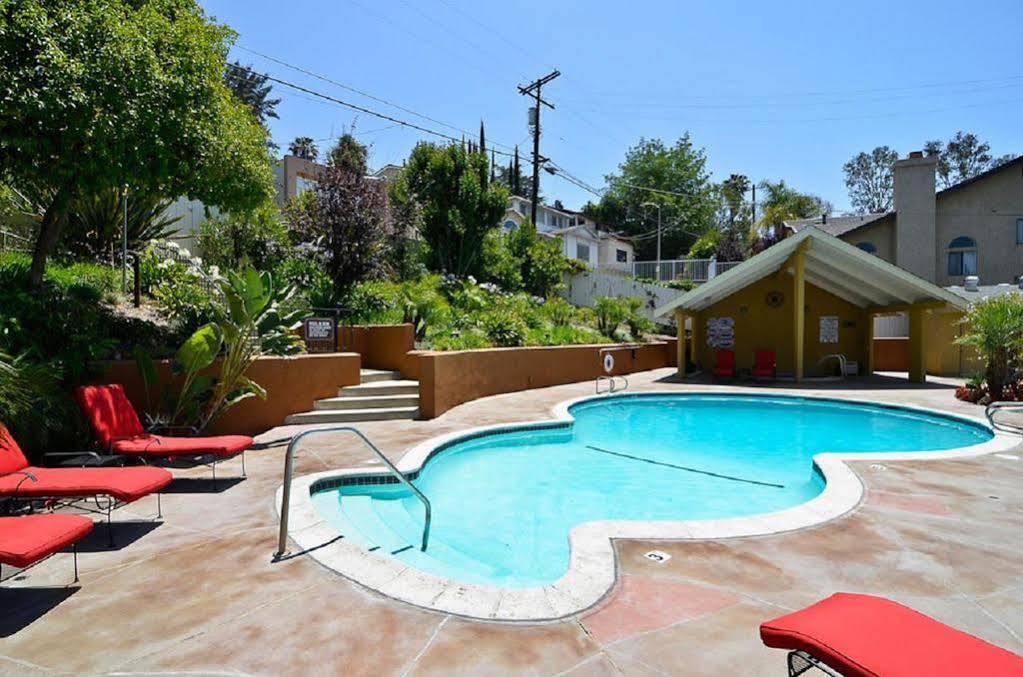 Western Woodland Hills Hotel 3*