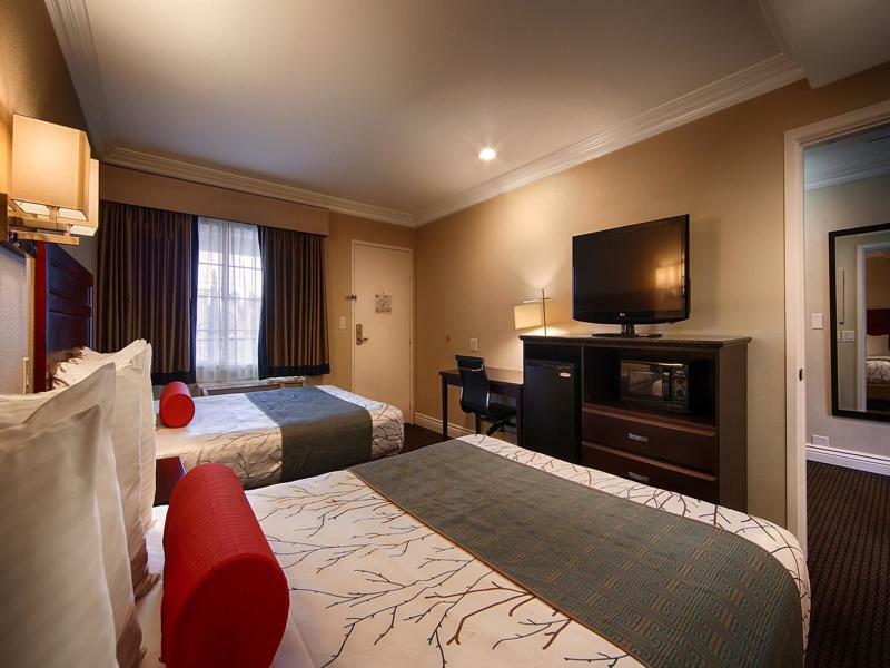 Western Woodland Hills Hotel