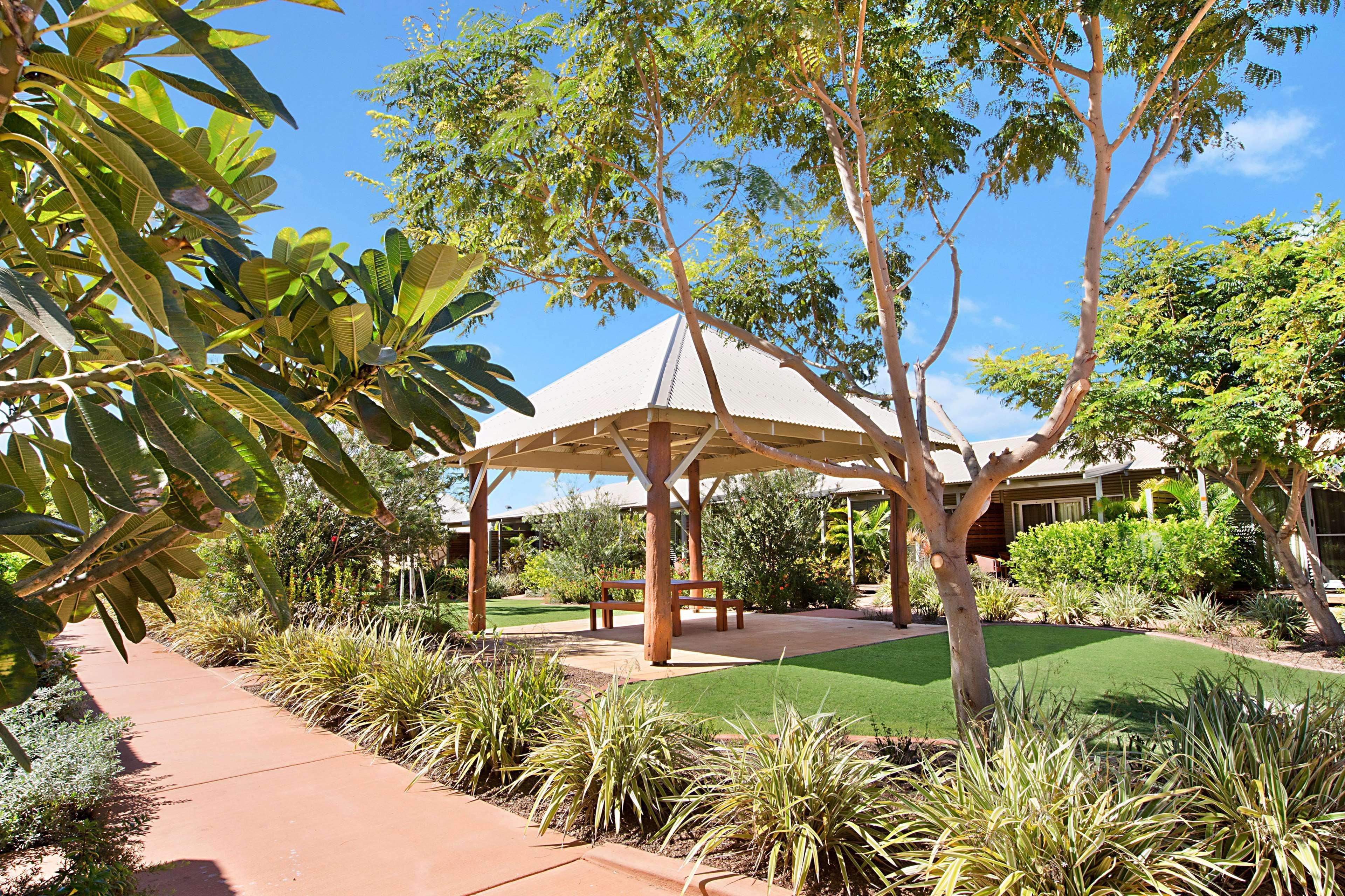 Hotel Western Woodland Hills