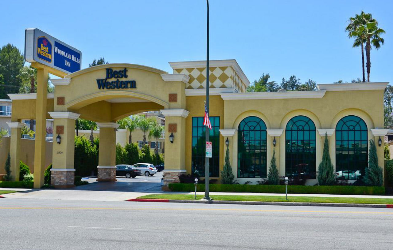 Western Woodland Hills Hotel 3*